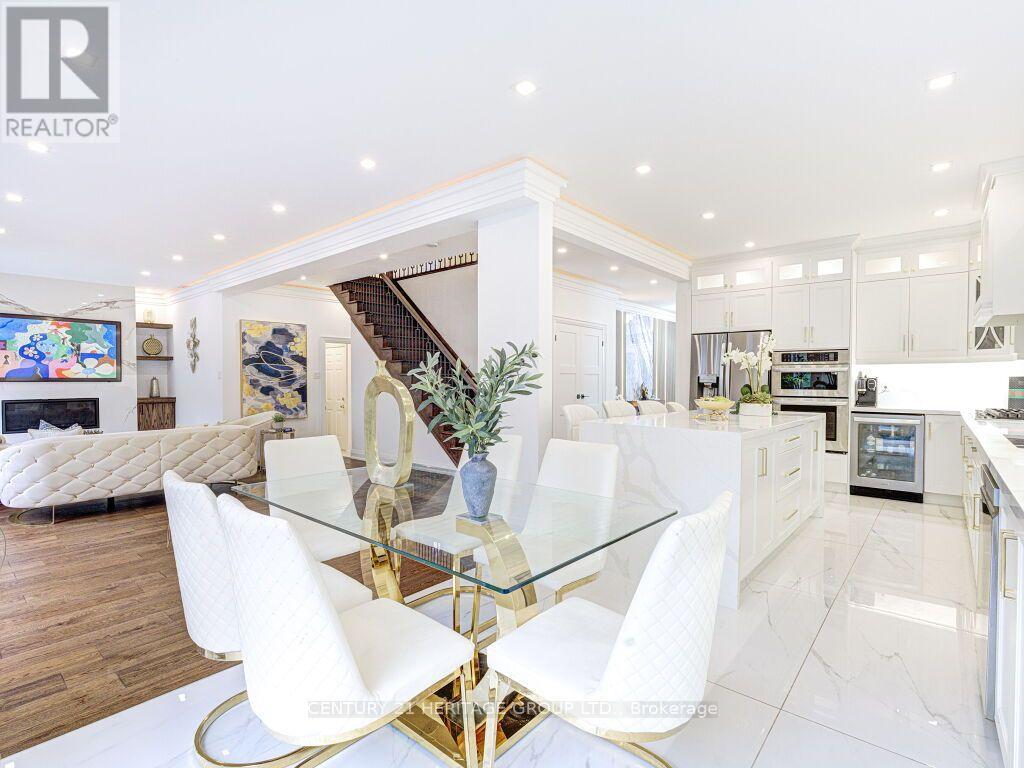 22 Grand Oak Drive, Richmond Hill, Ontario  L4E 3Z9 - Photo 14 - N13788418