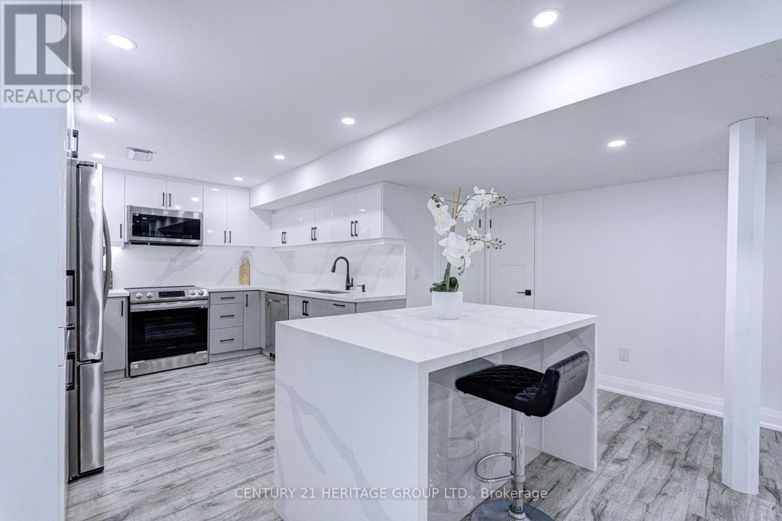 22 Grand Oak Drive, Richmond Hill, Ontario  L4E 3Z9 - Photo 37 - N13788418