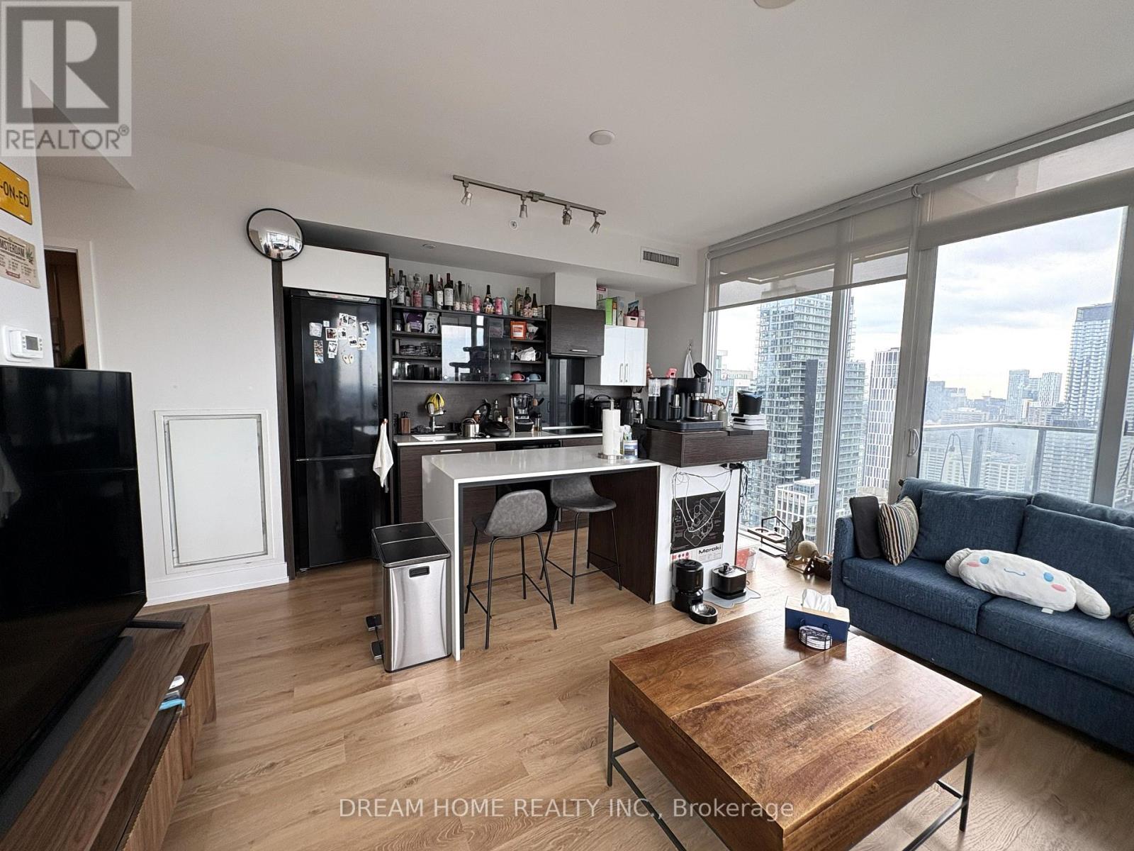 3204 - 75 St Nicholas Street, Toronto, Ontario  M4Y 0A5 - Photo 6 - C13794100