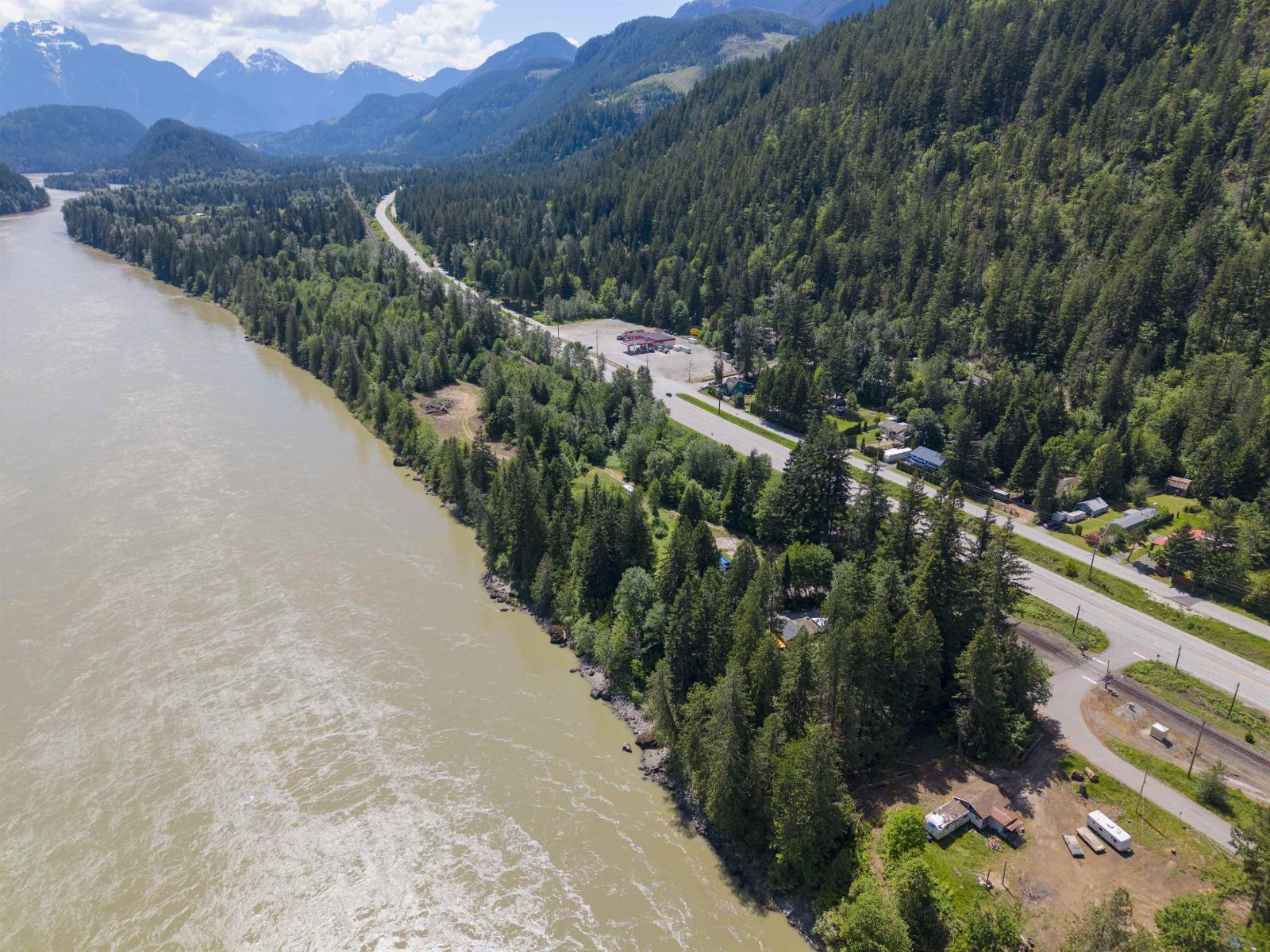 27000 TRANS CANADA HIGHWAY|Yale 