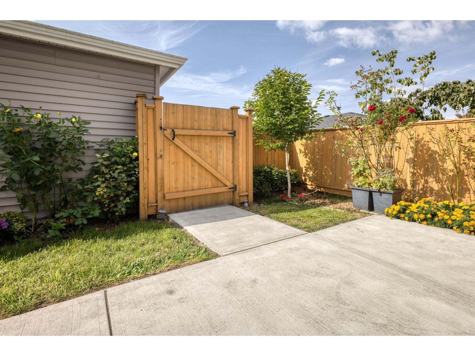 7519 198b Street, Langley, British Columbia  V2Y 5K3 - Photo 33 - R3166518