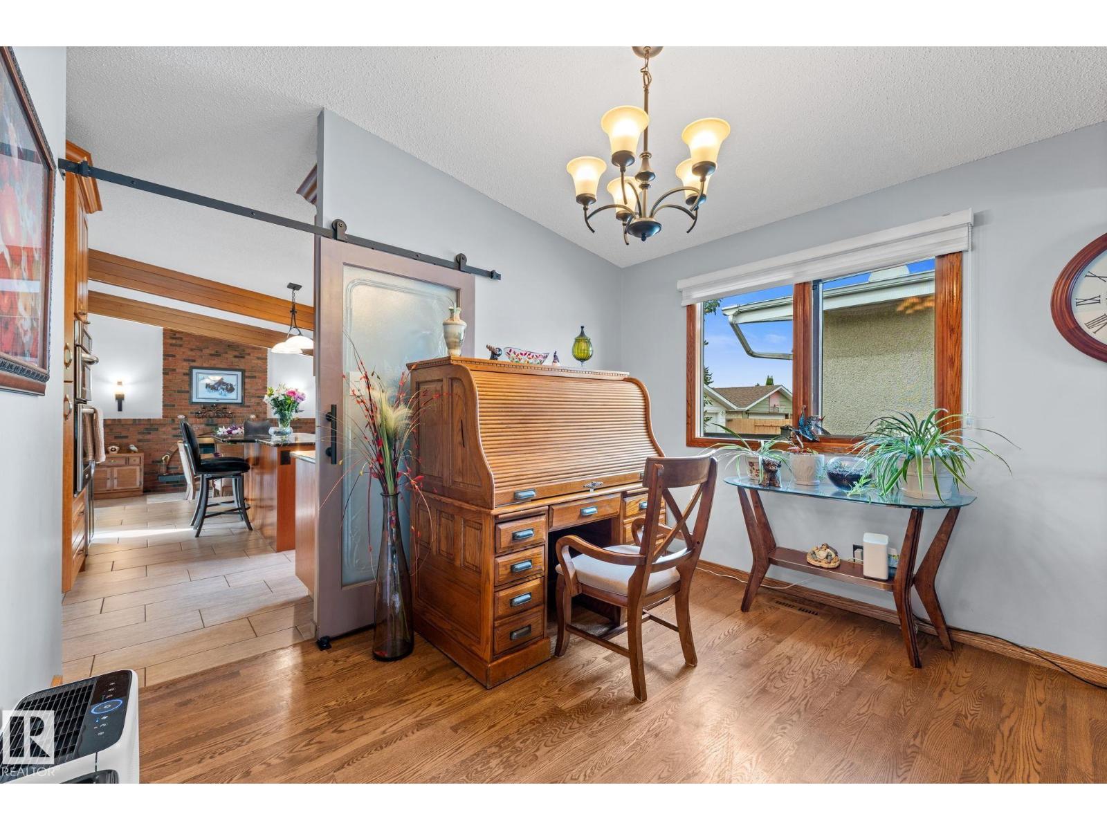 16908 110 ST NW NW photo 9