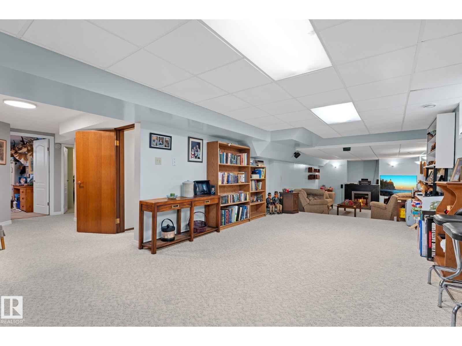 16908 110 ST NW NW photo 36