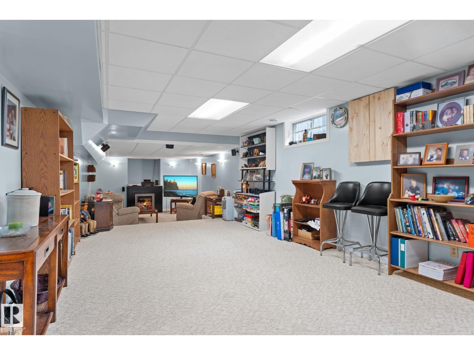 16908 110 ST NW NW photo 34