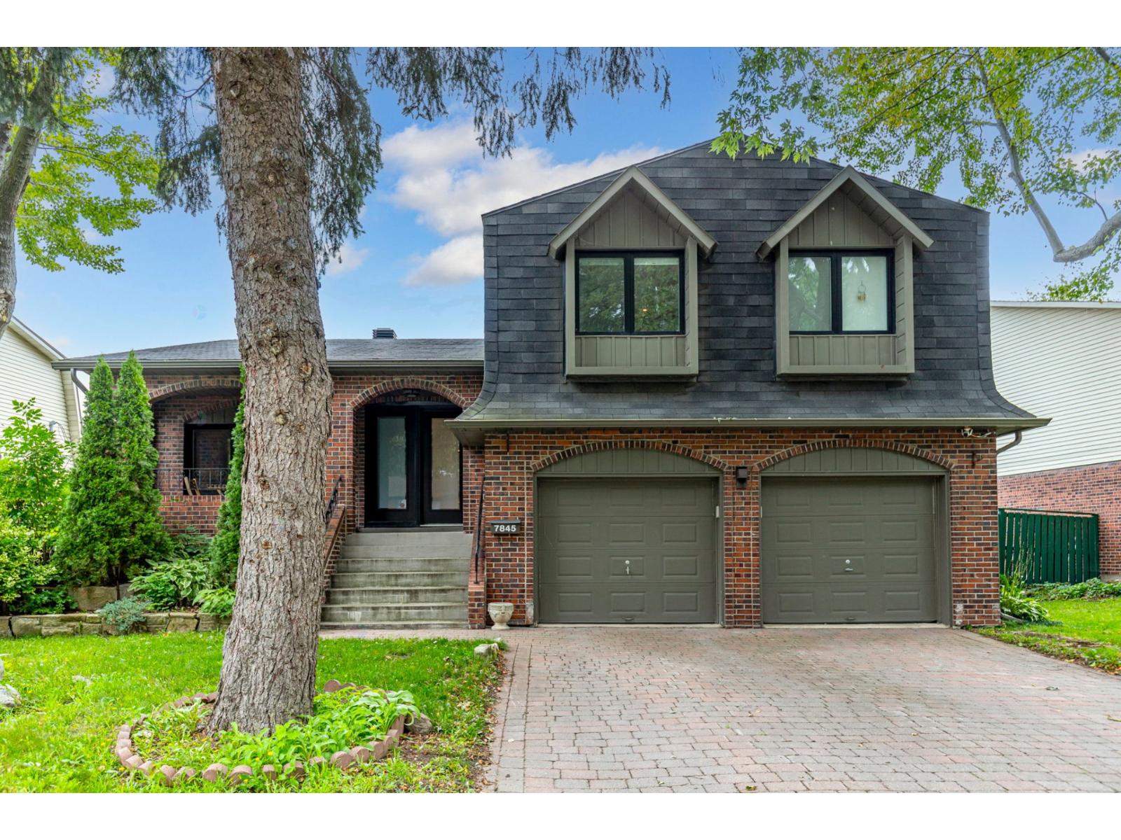 7845 Av. Sartre Brossard Quebec Canada J4X1K3 1