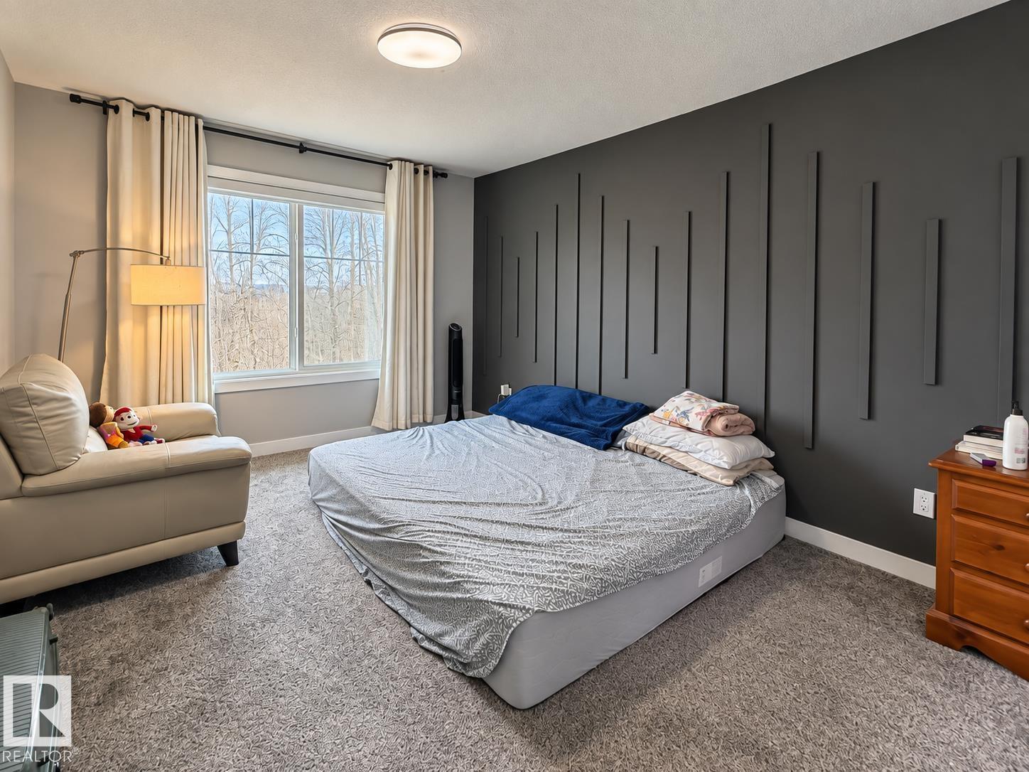 #Main floor 1565 ESAIW PL NW