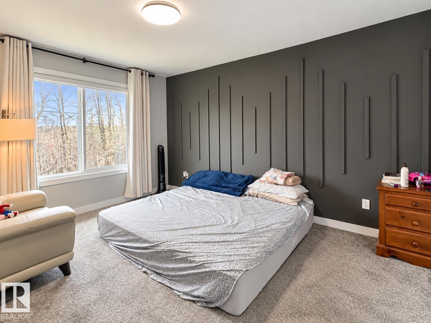 #Main floor 1565 ESAIW PL NW