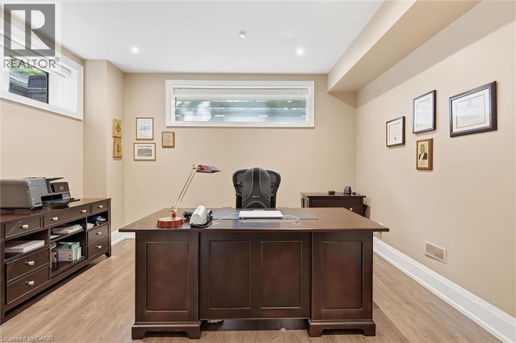 534 Ann Avenue, Burlington, Ontario  L7T 2S6 - Photo 37 - 40863415