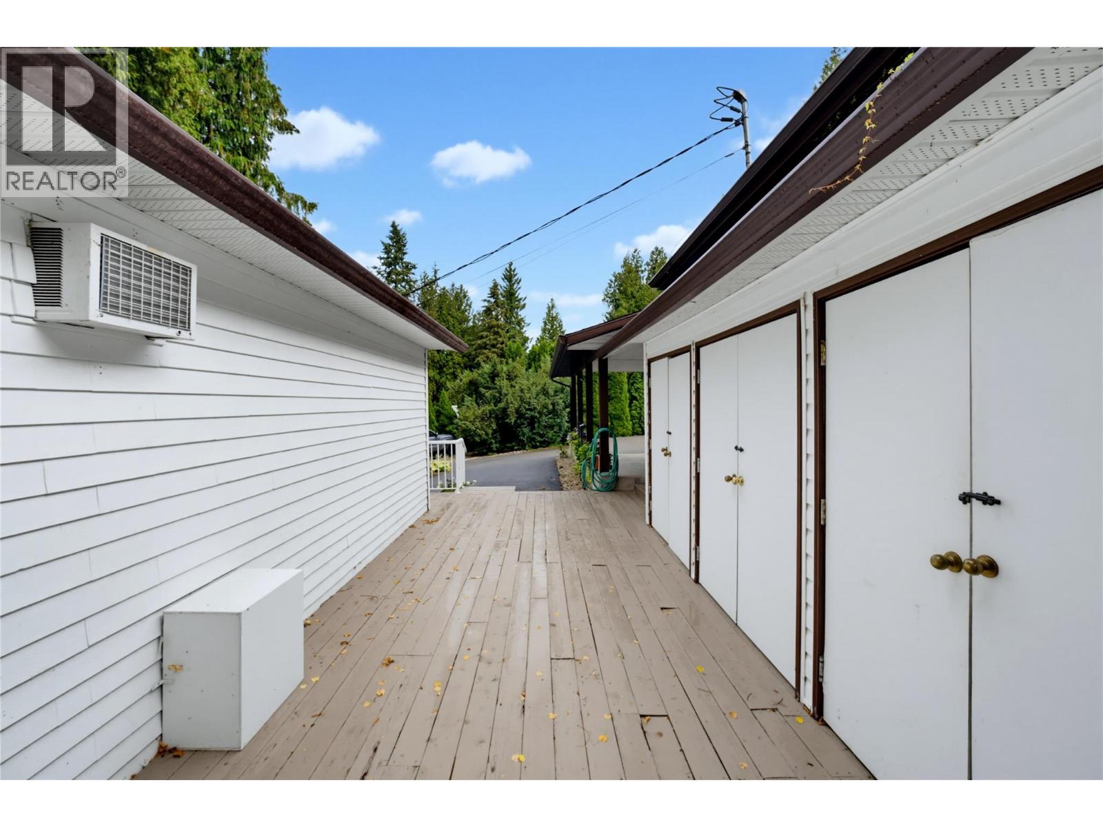 7787 97a Highway, Mara, British Columbia  V0E 2K0 - Photo 29 - 10400969