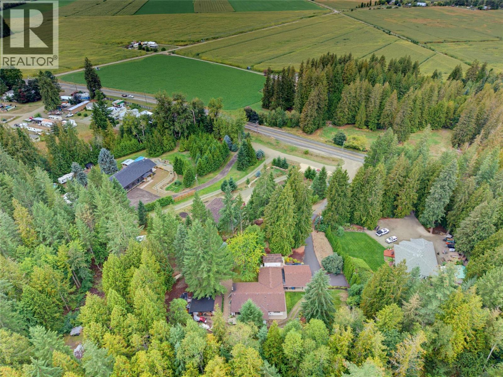 7787 97a Highway, Mara, British Columbia  V0E 2K0 - Photo 8 - 10400969