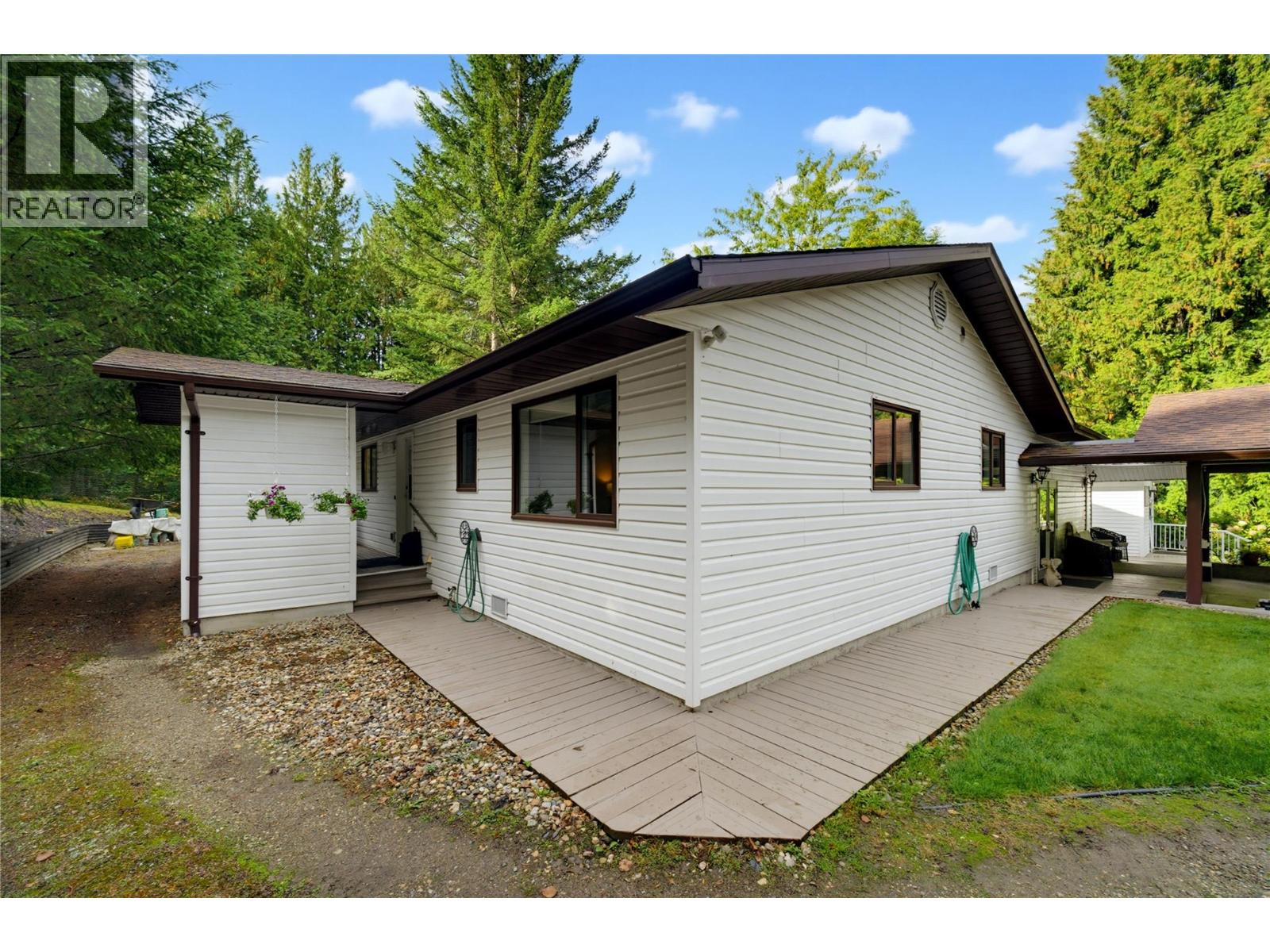 7787 97a Highway, Mara, British Columbia  V0E 2K0 - Photo 41 - 10400969