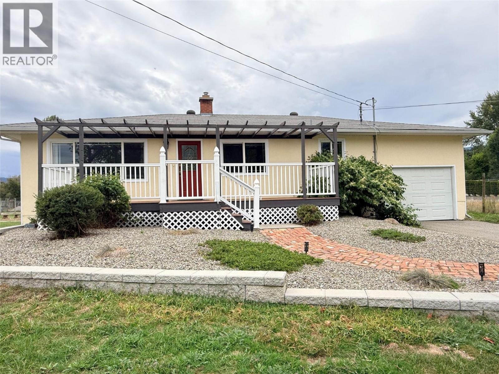 6327 12th Street, Grand Forks, British Columbia  V0H 1H0 - Photo 3 - 10400981