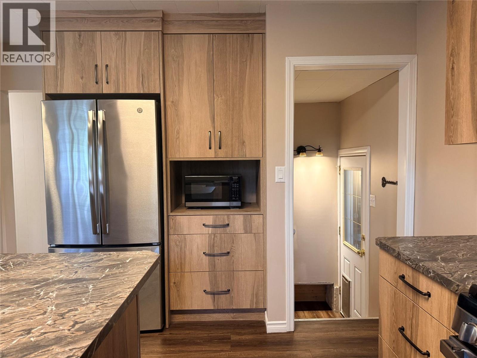 6327 12th Street, Grand Forks, British Columbia  V0H 1H0 - Photo 11 - 10400981