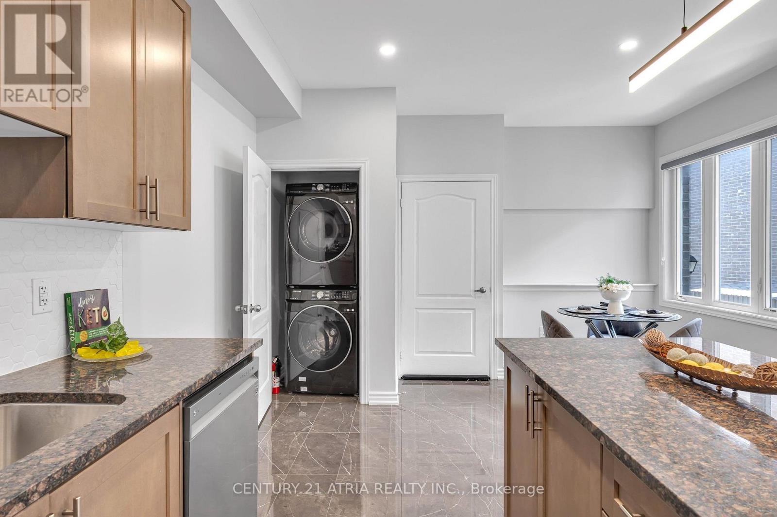 548 White's Hill Avenue, Markham, Ontario  L6B 1N9 - Photo 15 - N13794116