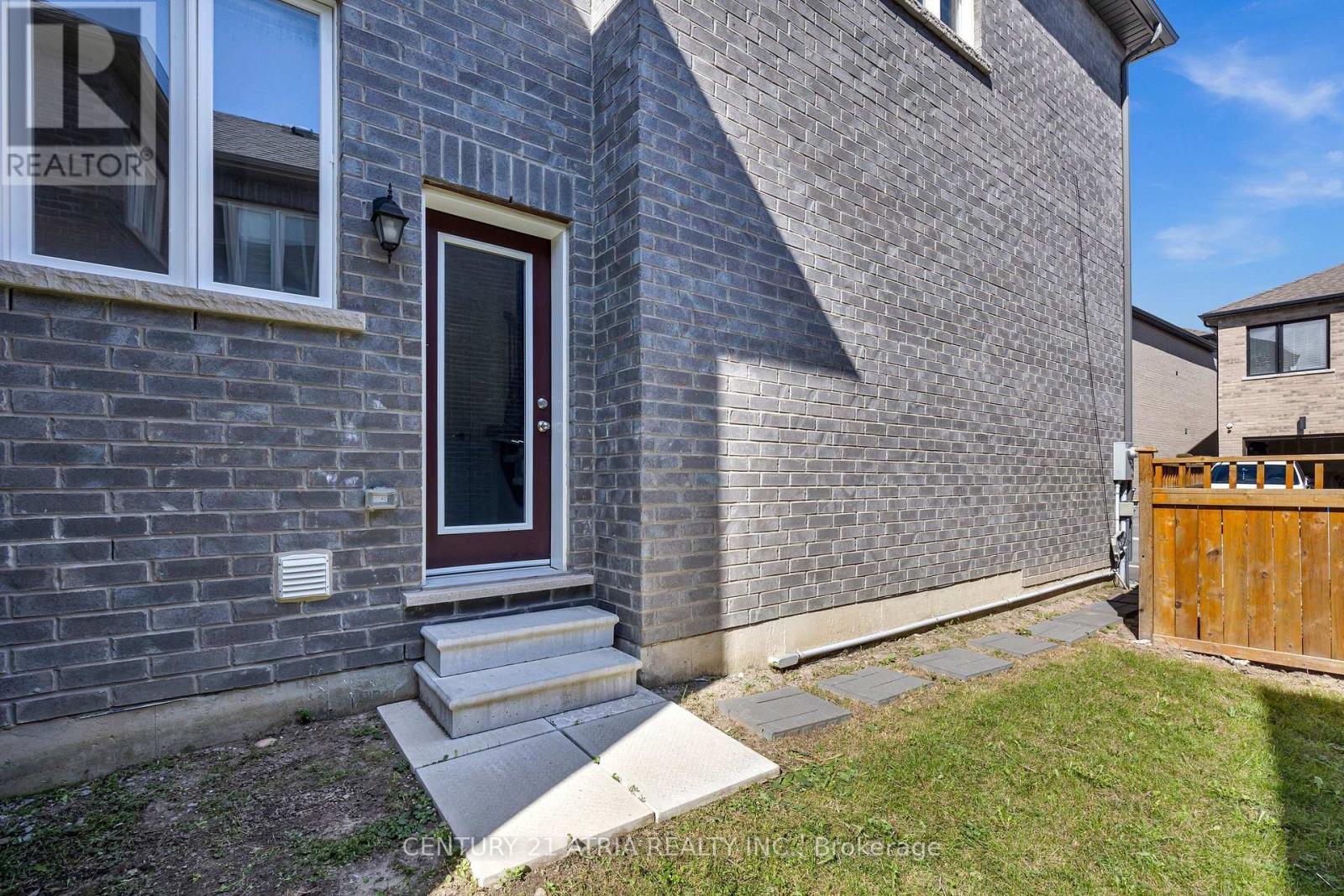 548 White's Hill Avenue, Markham, Ontario  L6B 1N9 - Photo 29 - N13794116