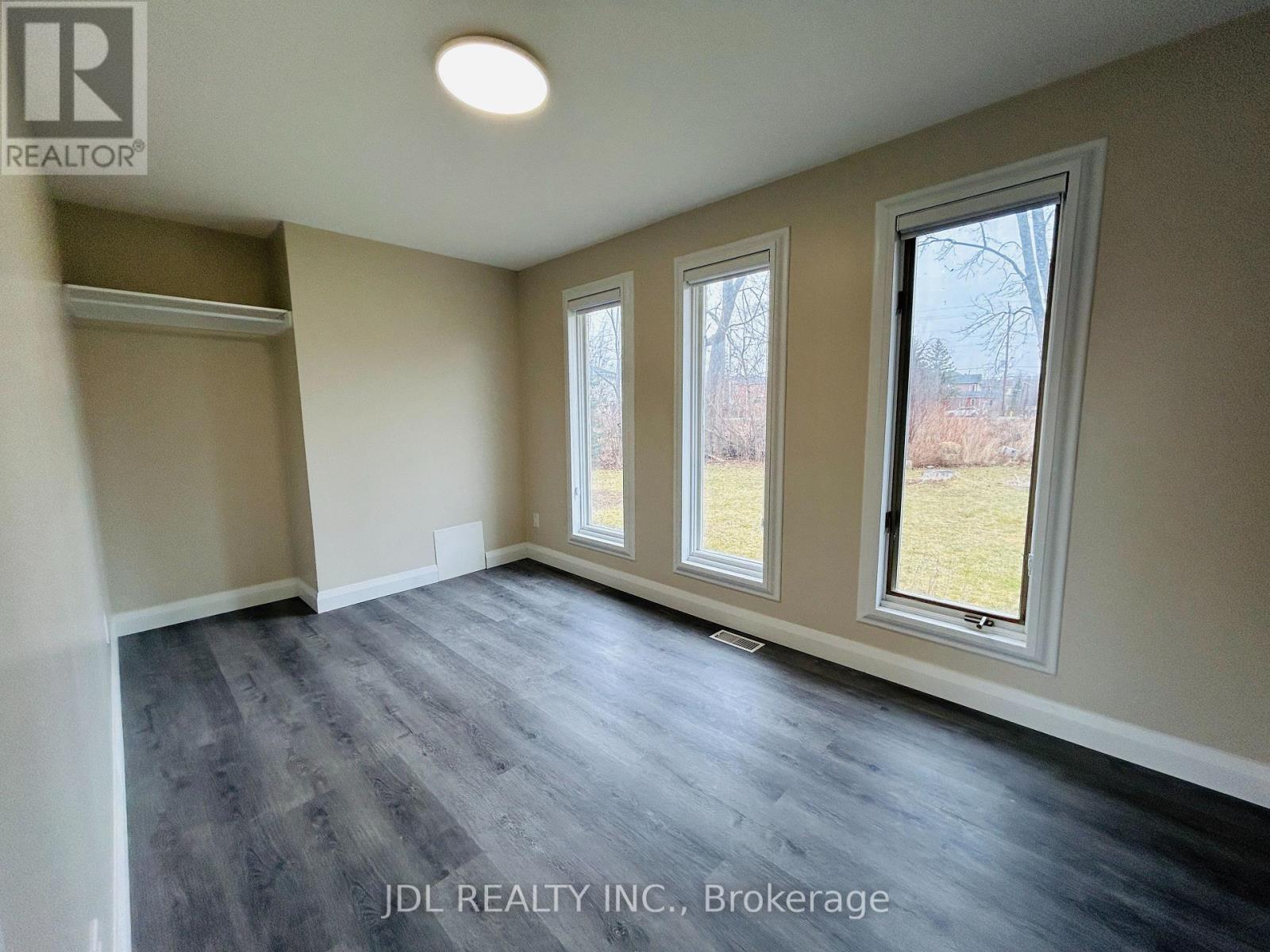 Unit 2 - 83 Cooks Bay Drive, Georgina, Ontario  L4P 1M2 - Photo 14 - N13794130