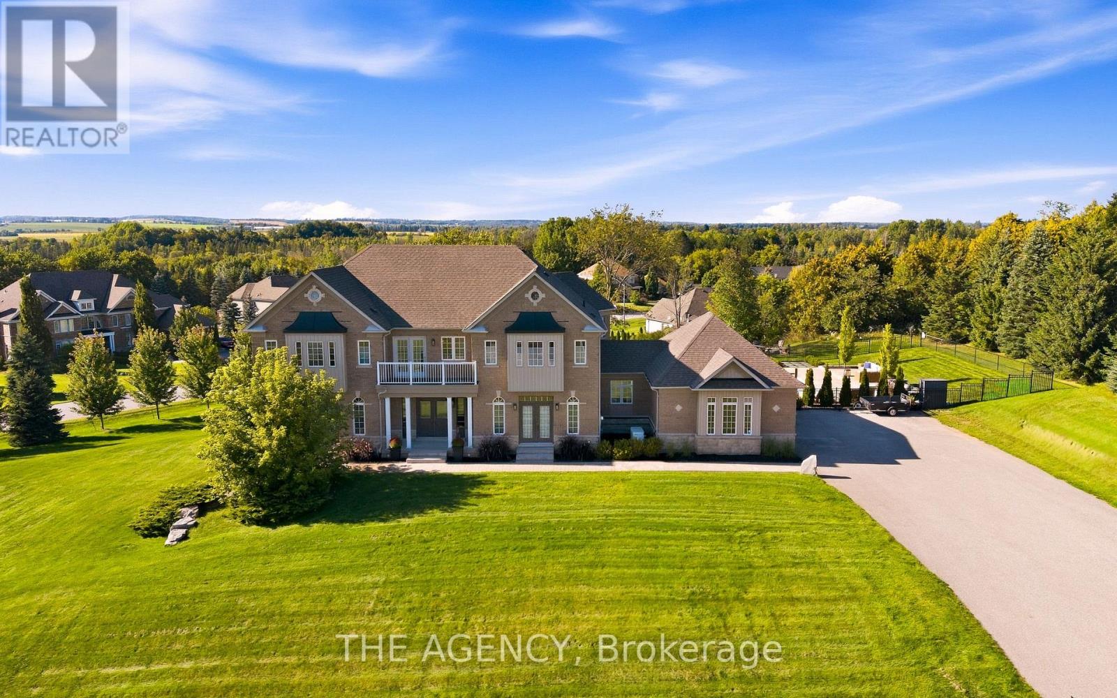 4 MORRISON COURT, essa, Ontario