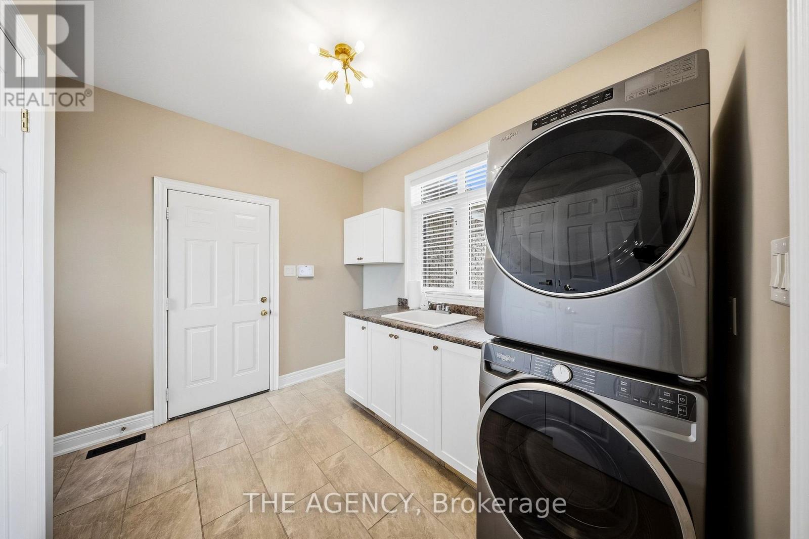 4 Morrison Court, Essa, Ontario  L9R 1V2 - Photo 24 - N13794188