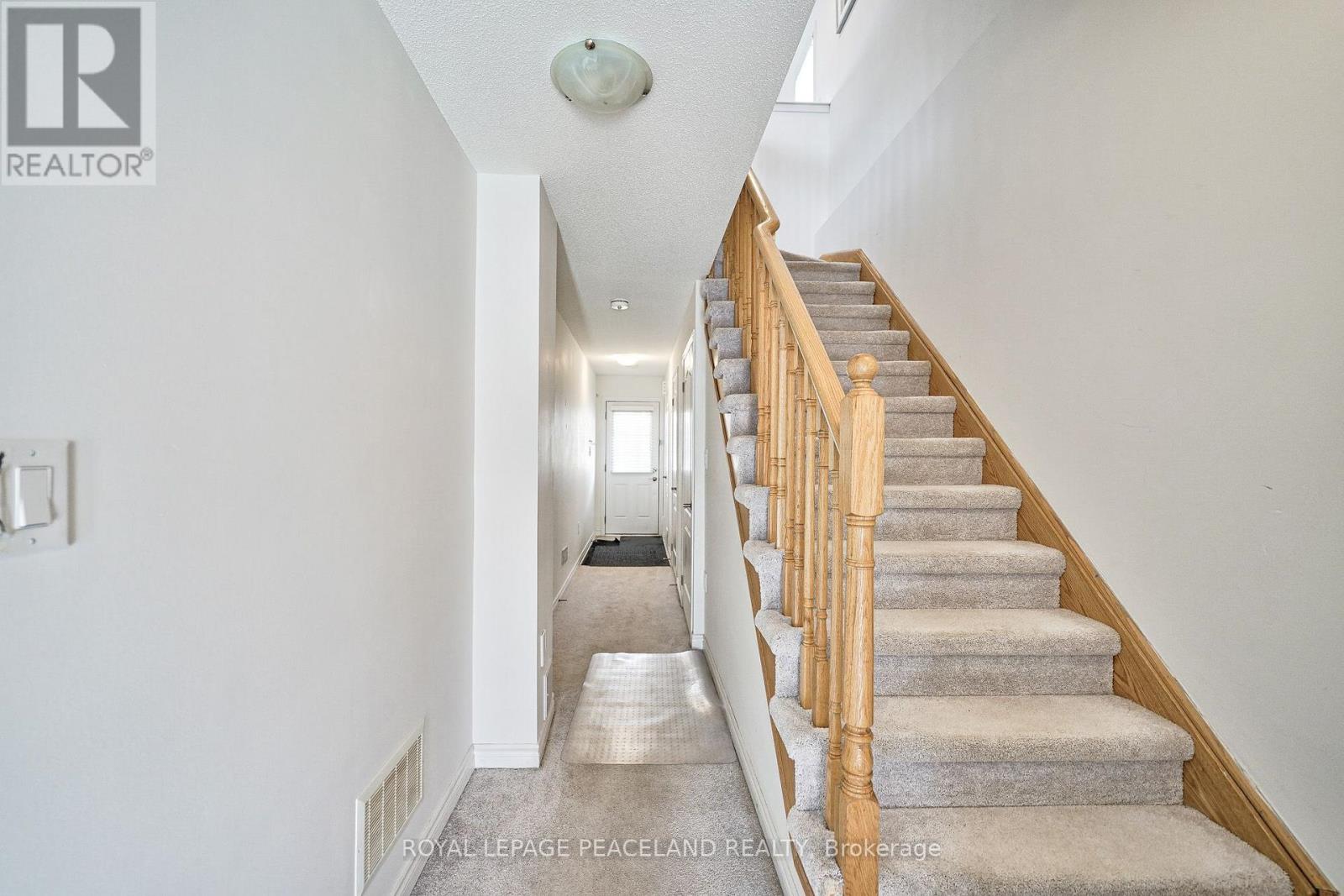 59 Shelburne Avenue, Wasaga Beach, Ontario  L9Z 0J4 - Photo 12 - S13794190