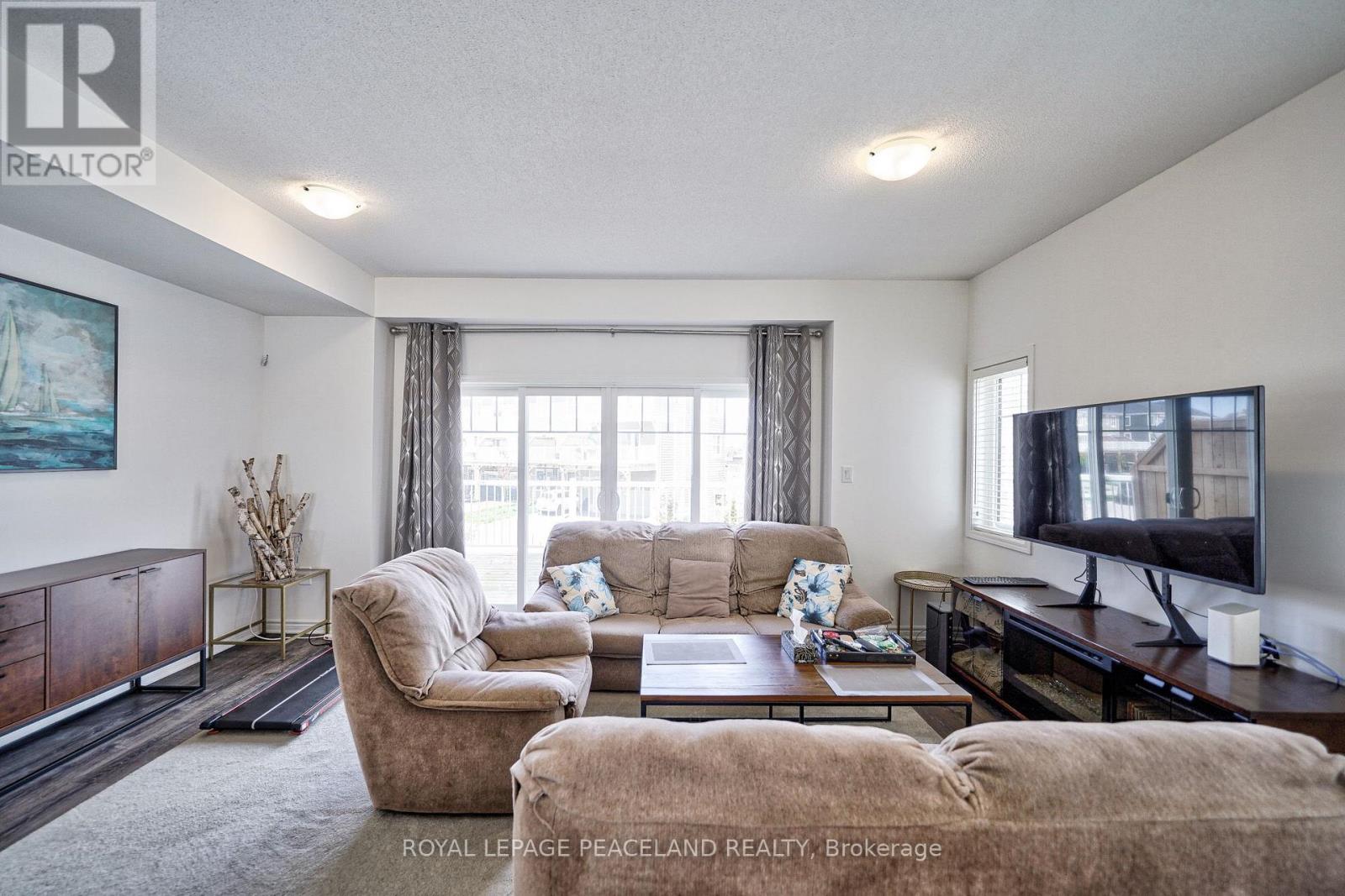 59 Shelburne Avenue, Wasaga Beach, Ontario  L9Z 0J4 - Photo 15 - S13794190