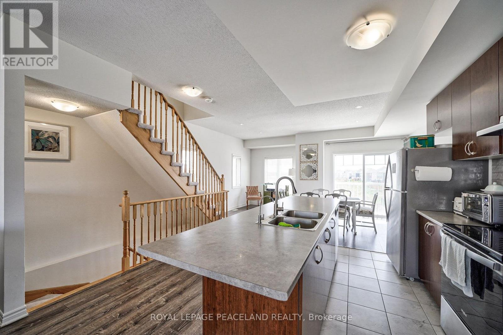 59 Shelburne Avenue, Wasaga Beach, Ontario  L9Z 0J4 - Photo 22 - S13794190