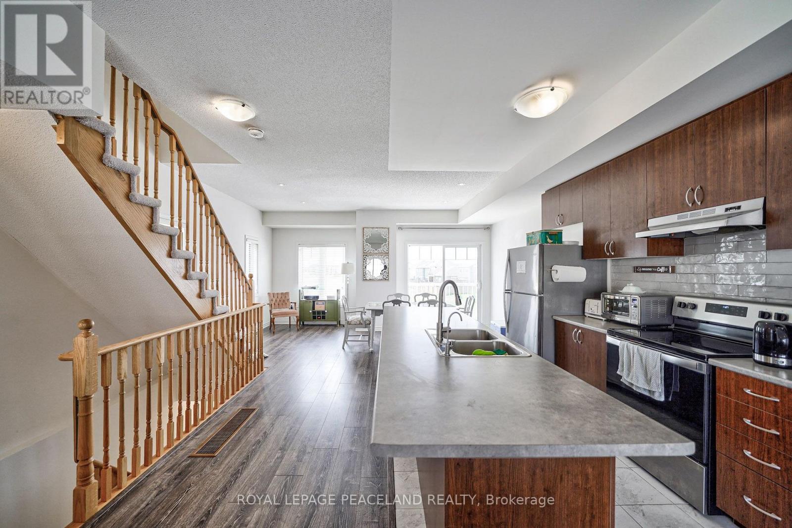 59 Shelburne Avenue, Wasaga Beach, Ontario  L9Z 0J4 - Photo 24 - S13794190