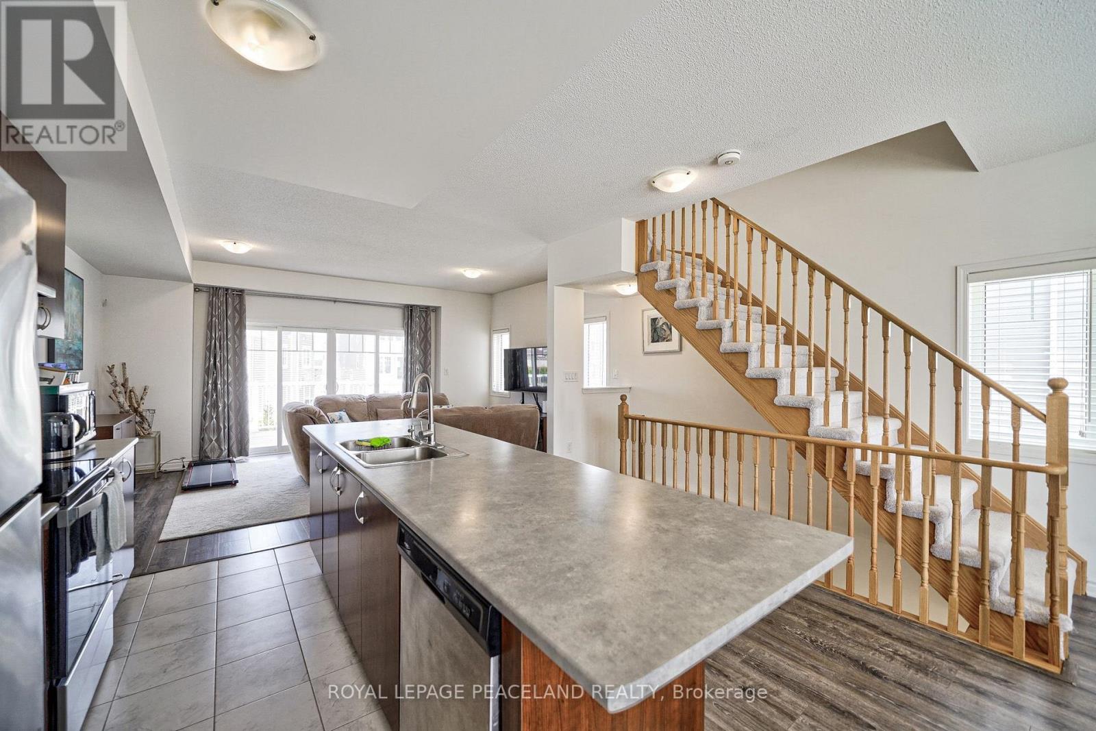 59 Shelburne Avenue, Wasaga Beach, Ontario  L9Z 0J4 - Photo 27 - S13794190