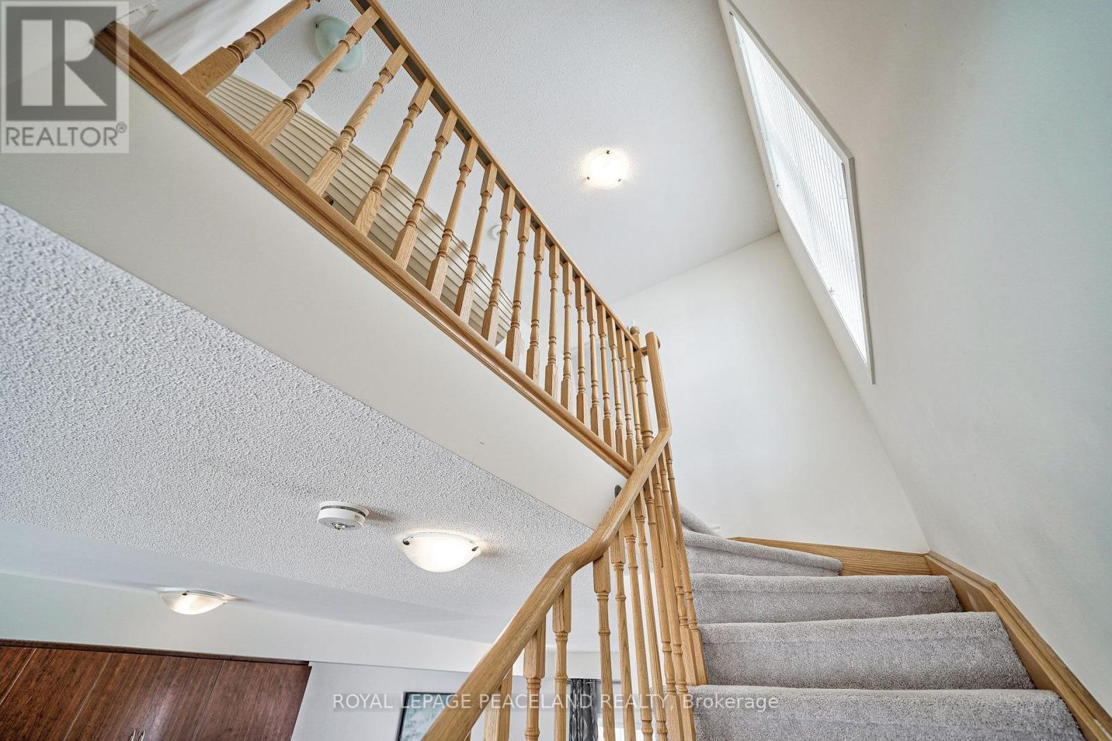 59 Shelburne Avenue, Wasaga Beach, Ontario  L9Z 0J4 - Photo 32 - S13794190