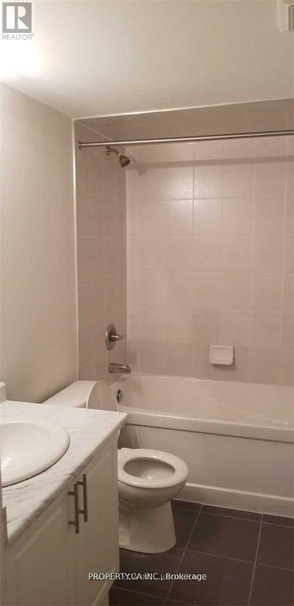 248 - 19 Applewood Lane, Toronto, Ontario  M9C 0C1 - Photo 10 - W13794074