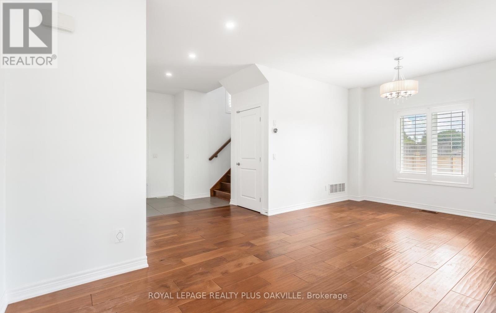 2386 Natasha Circle, Oakville (Bc Bronte Creek), Ontario  L6M 1P2 - Photo 6 - W13794078