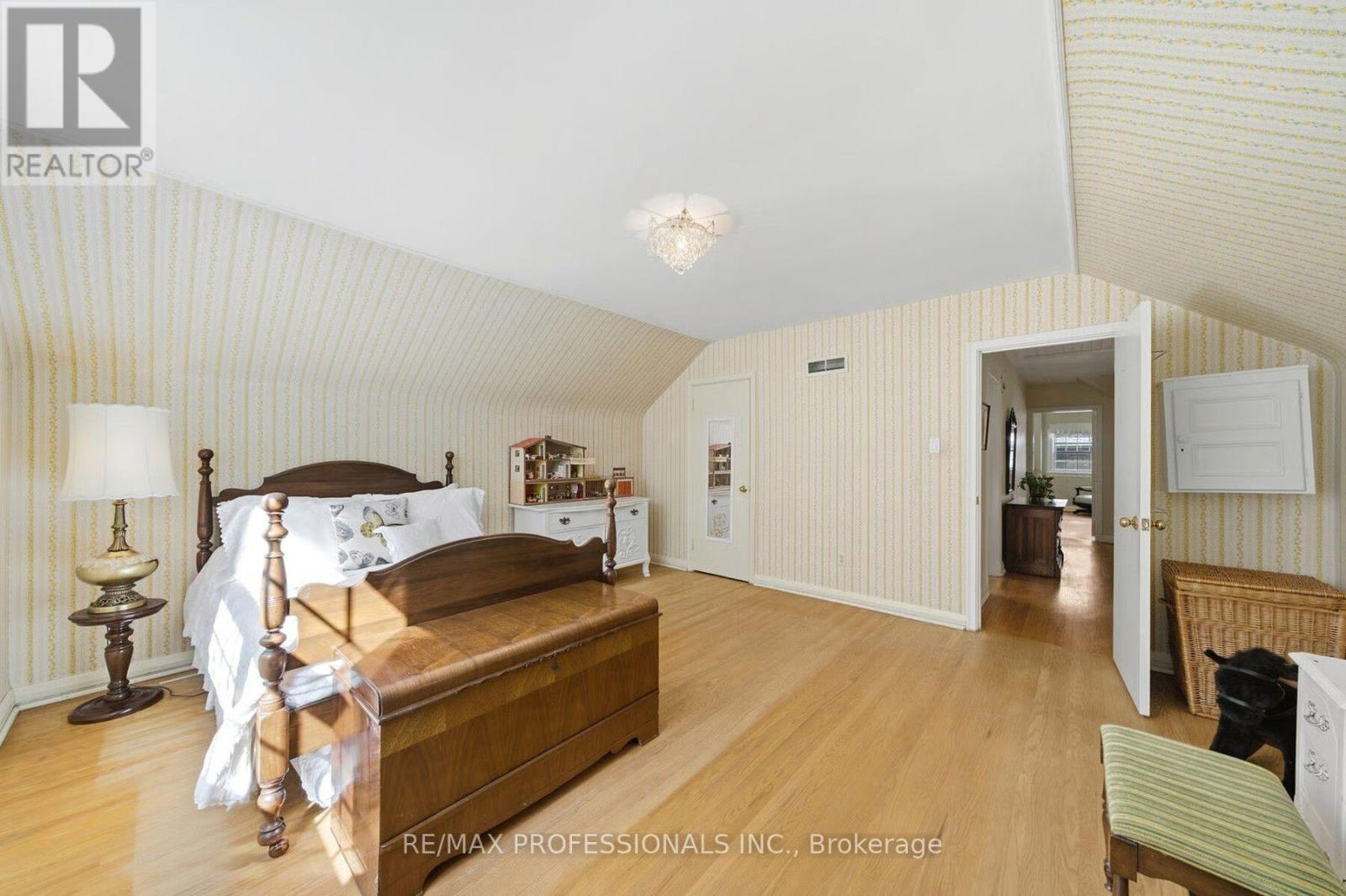 15 Hartfield Court, Toronto, Ontario  M9A 3E4 - Photo 24 - W13794140