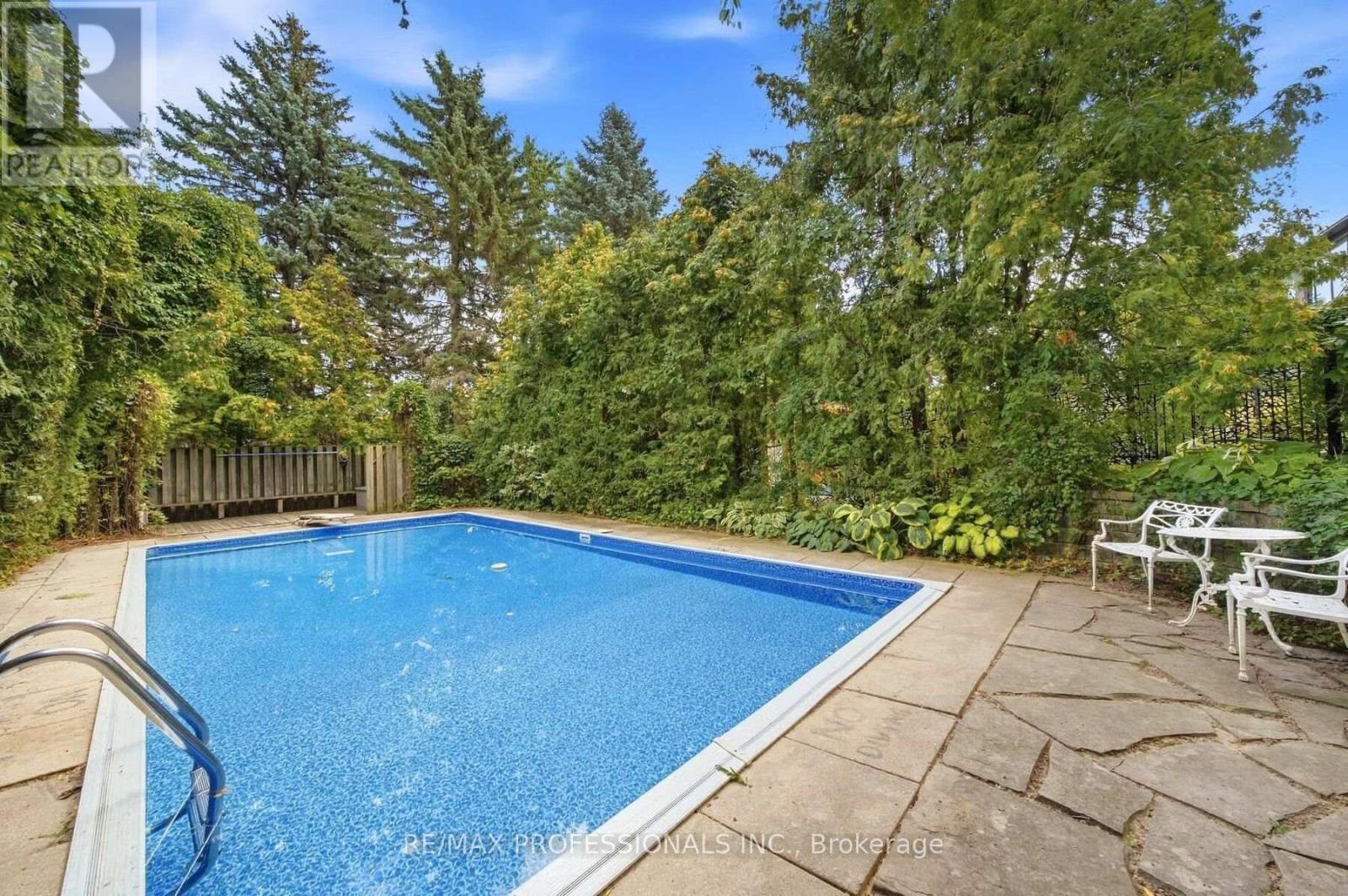 15 Hartfield Court, Toronto, Ontario  M9A 3E4 - Photo 39 - W13794140