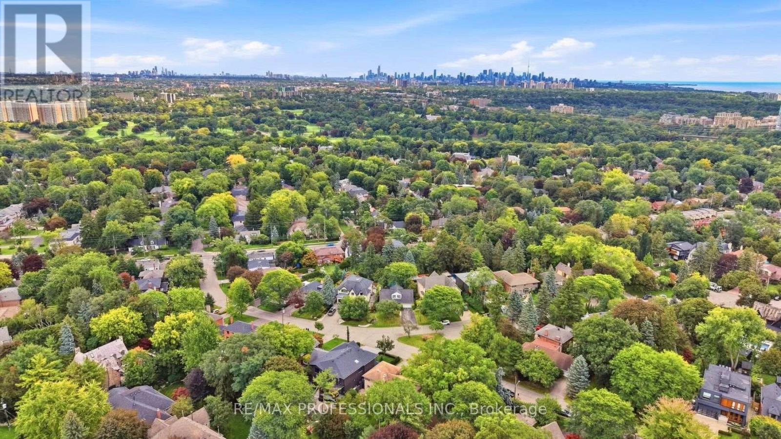 15 Hartfield Court, Toronto, Ontario  M9A 3E4 - Photo 46 - W13794140