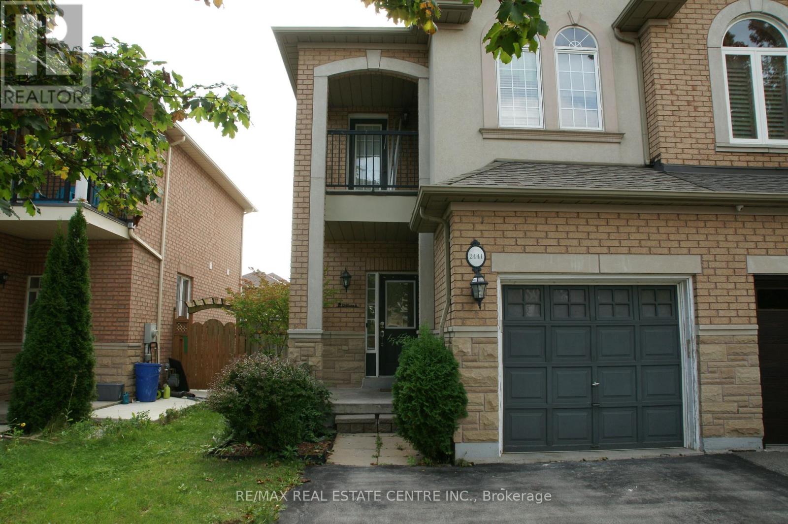 2441 NEWCASTLE CRESCENT, Oakville, Ontario