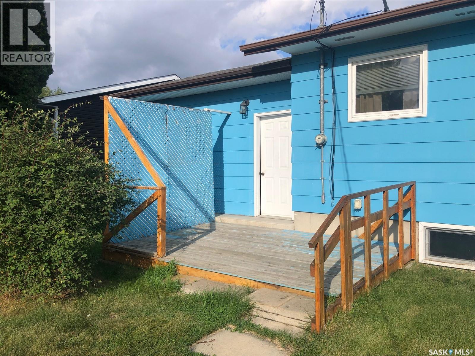 237 Fourth Street Ne, Preeceville, Saskatchewan  S0A 3B0 - Photo 8 - SK048687