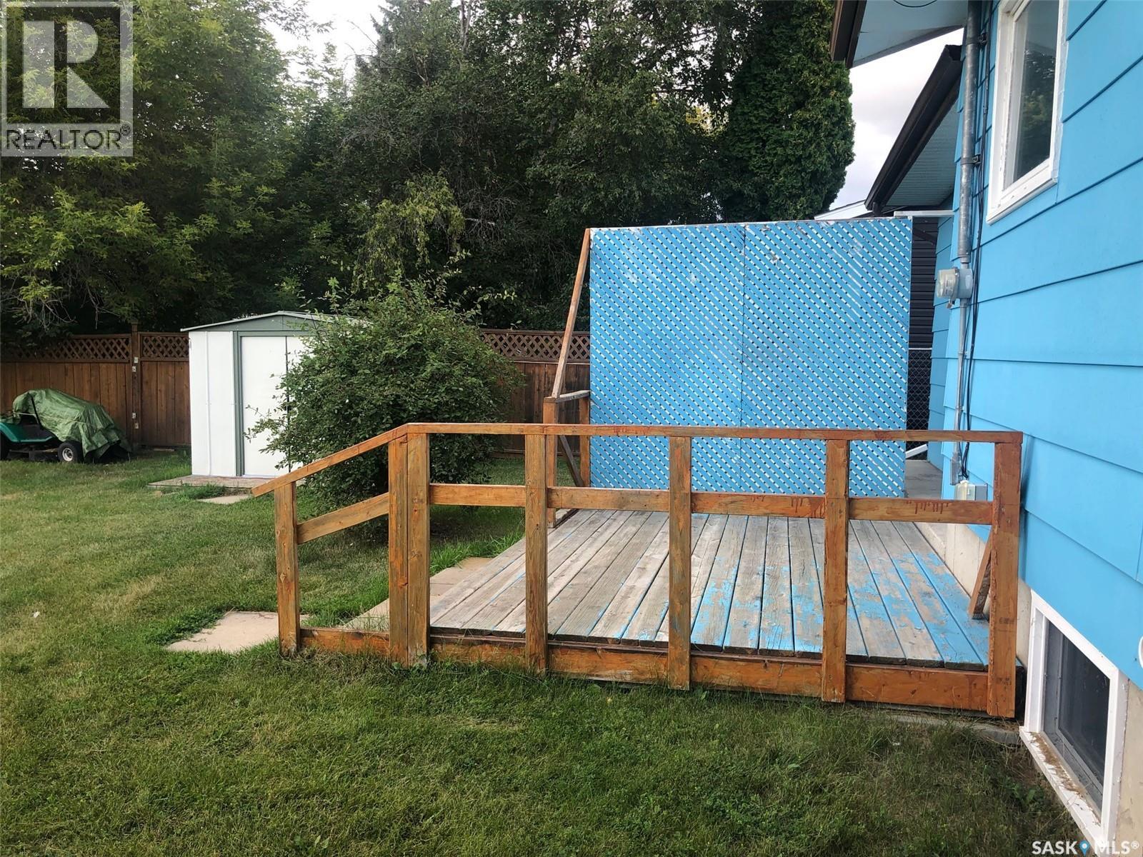 237 Fourth Street Ne, Preeceville, Saskatchewan  S0A 3B0 - Photo 9 - SK048687
