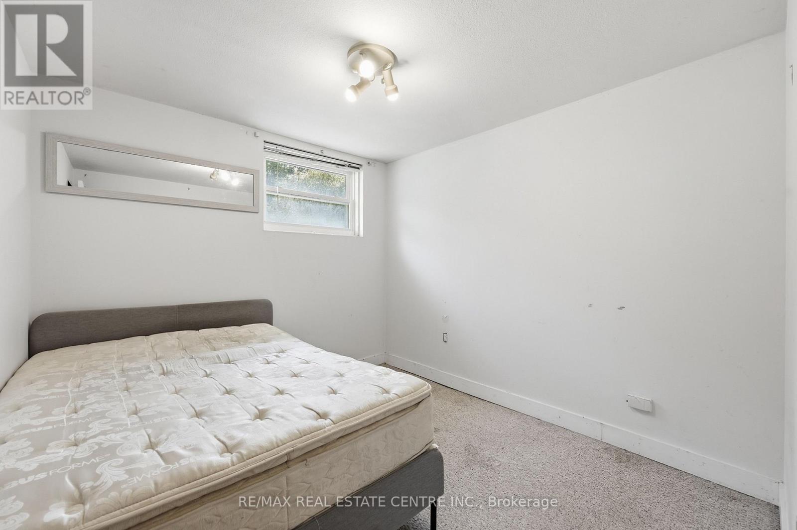 122 Greenbrier Drive, Waterloo, Ontario  N2L 4B5 - Photo 22 - X13794102