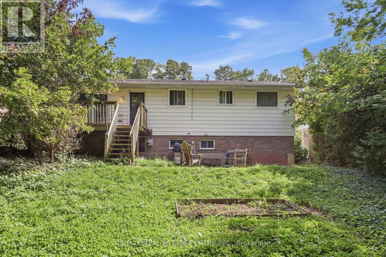 122 Greenbrier Drive, Waterloo, Ontario  N2L 4B5 - Photo 27 - X13794102