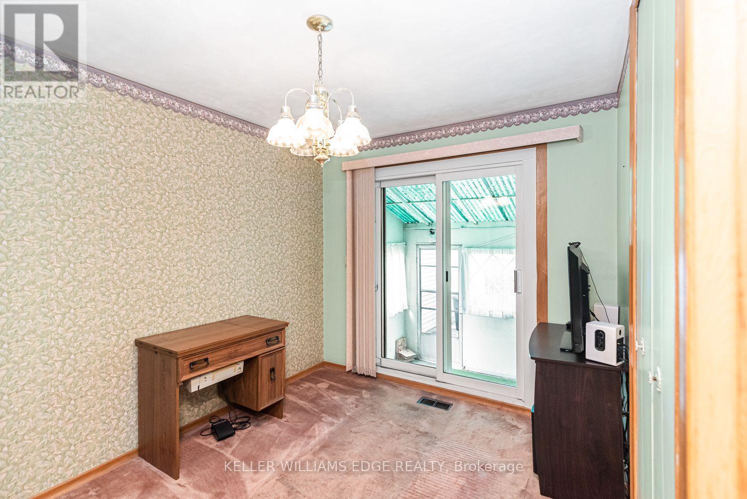 30 Goldfinch Road, Hamilton, Ontario  L9A 3W7 - Photo 22 - X13794162