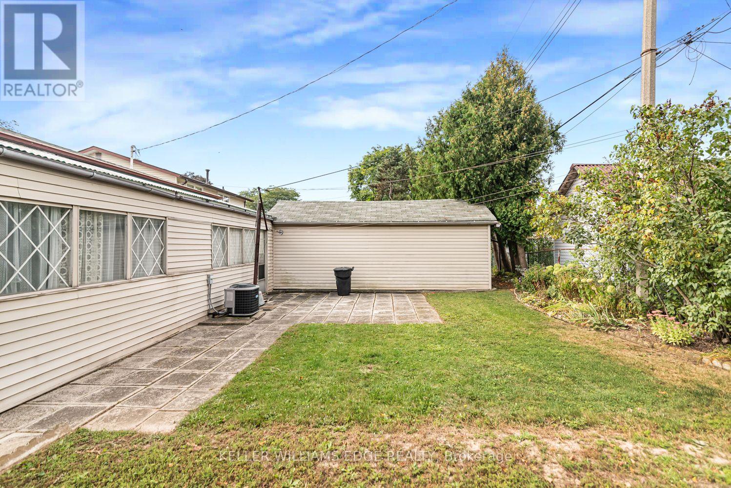 30 Goldfinch Road, Hamilton, Ontario  L9A 3W7 - Photo 41 - X13794162