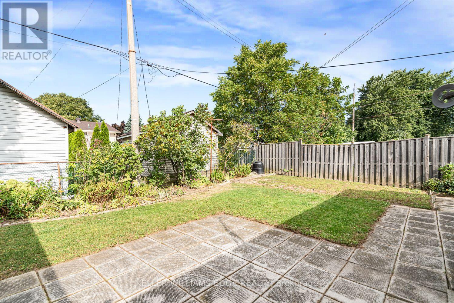 30 Goldfinch Road, Hamilton, Ontario  L9A 3W7 - Photo 42 - X13794162