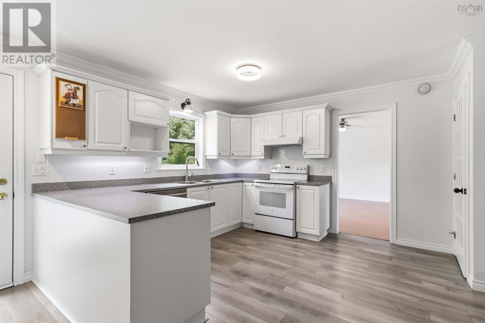 107 Lancaster Drive, Dartmouth, Nova Scotia  B3A 4X8 - Photo 7 - 202622830