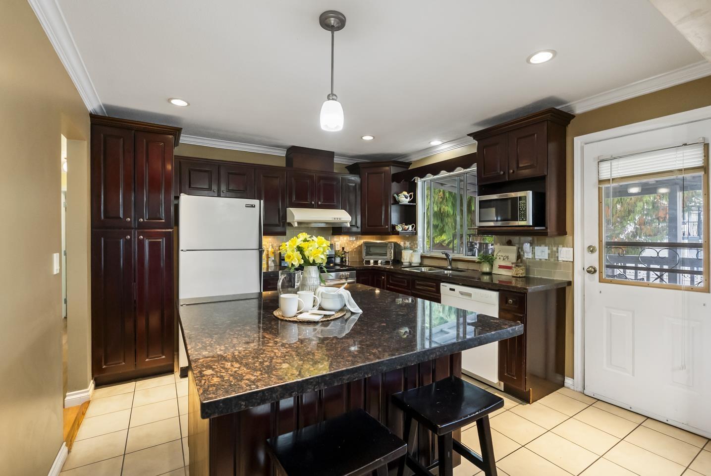 8825 160 Street, Surrey, British Columbia  V4N 2X8 - Photo 8 - R3166369
