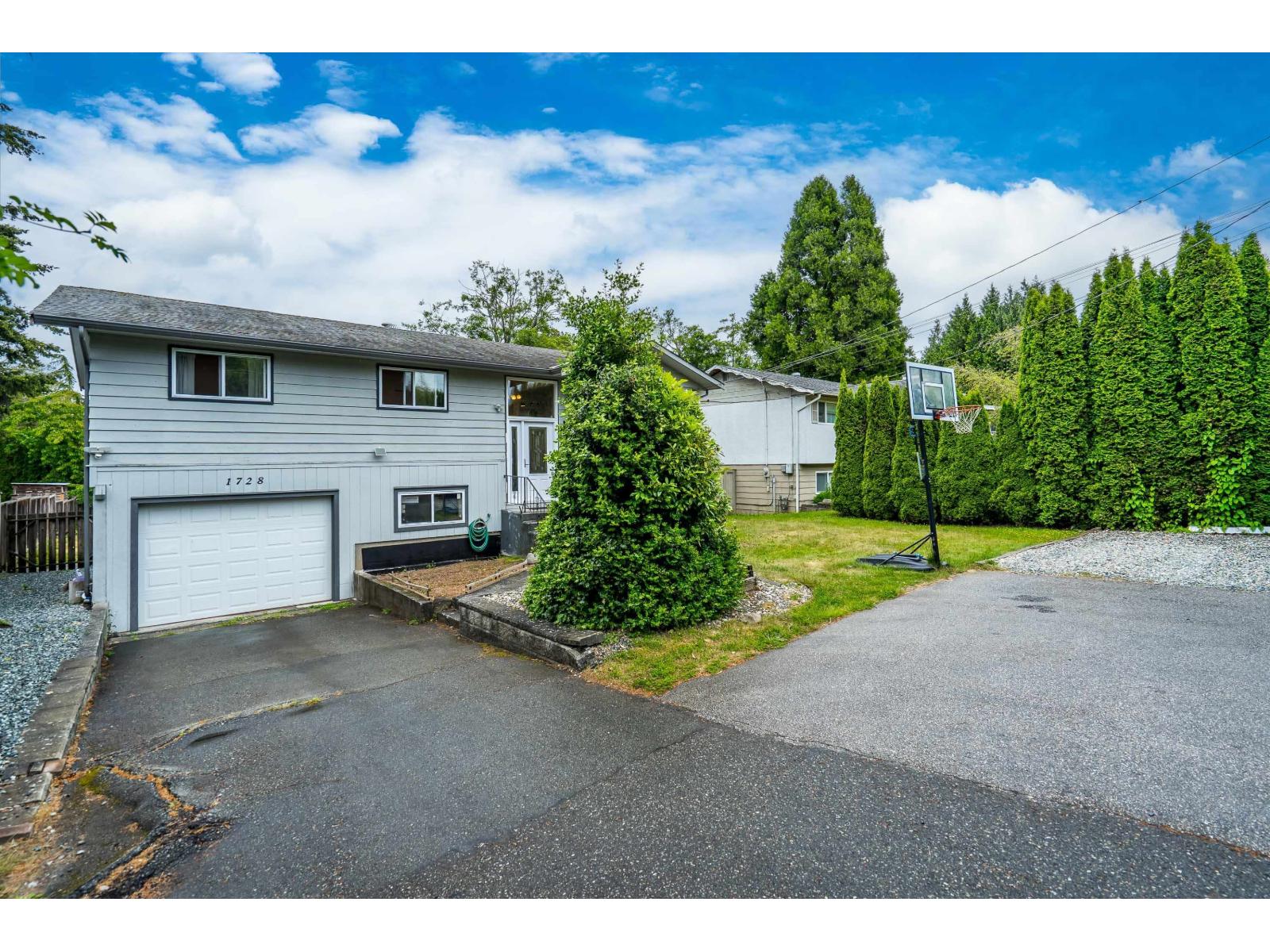 1728 156 Street, Surrey, British Columbia  V4A 4T1 - Photo 3 - R3164579