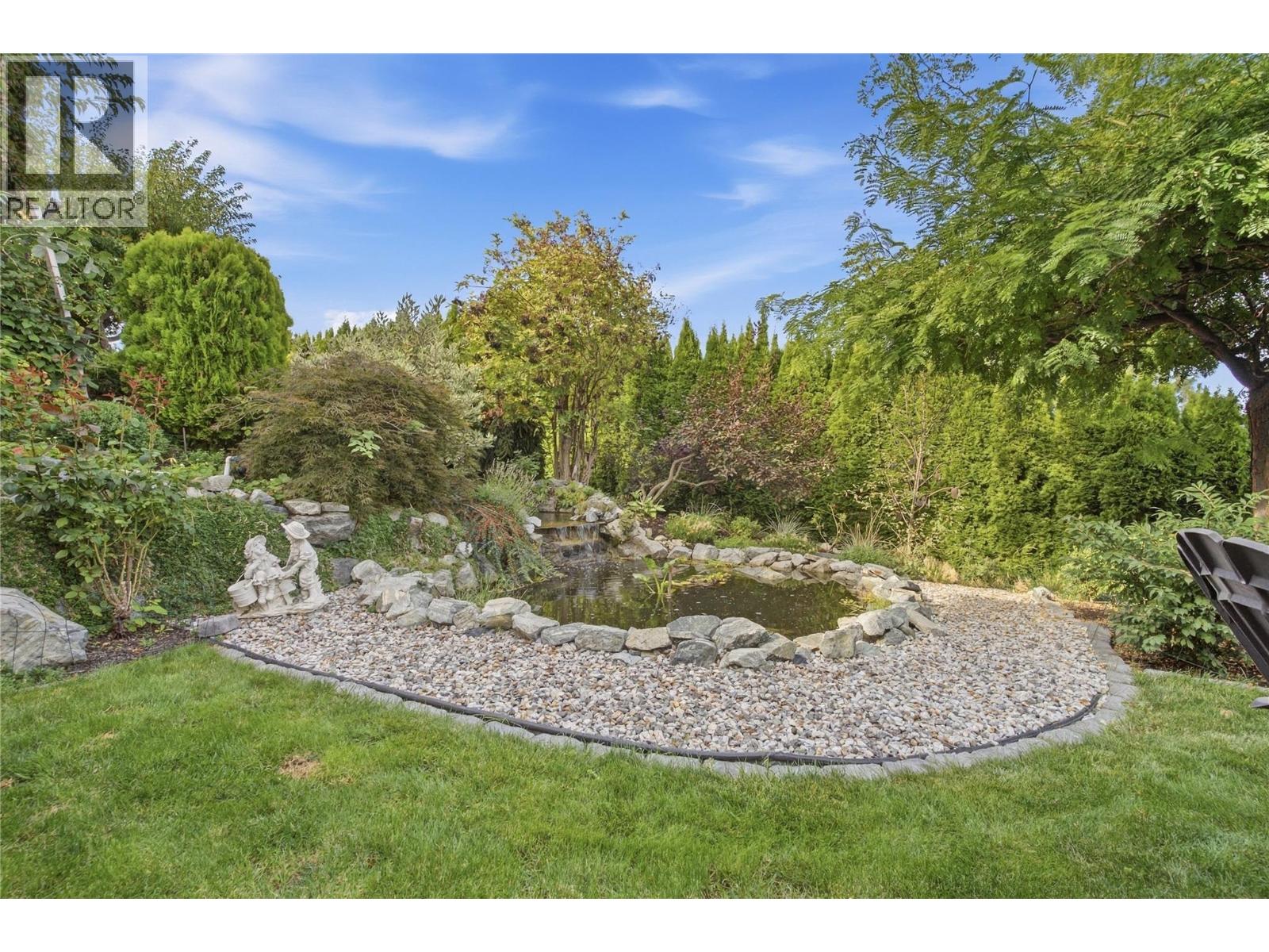 724 Lone Pine Drive, Kelowna, British Columbia  V1P 1A1 - Photo 42 - 10401010