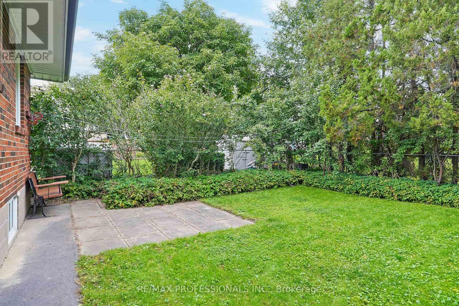 45 Fernalroy Boulevard, Toronto, Ontario  M8Z 3W2 - Photo 42 - W13792232