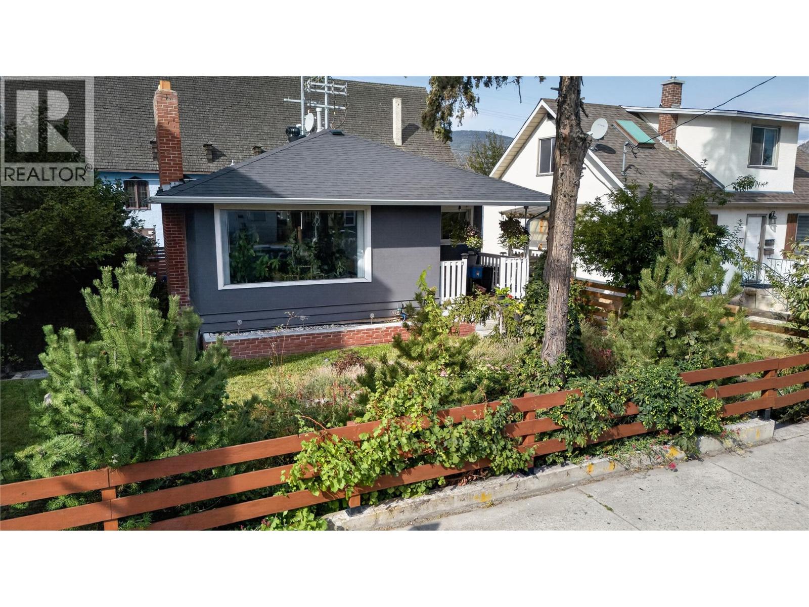689 Ellis Street, Penticton, British Columbia