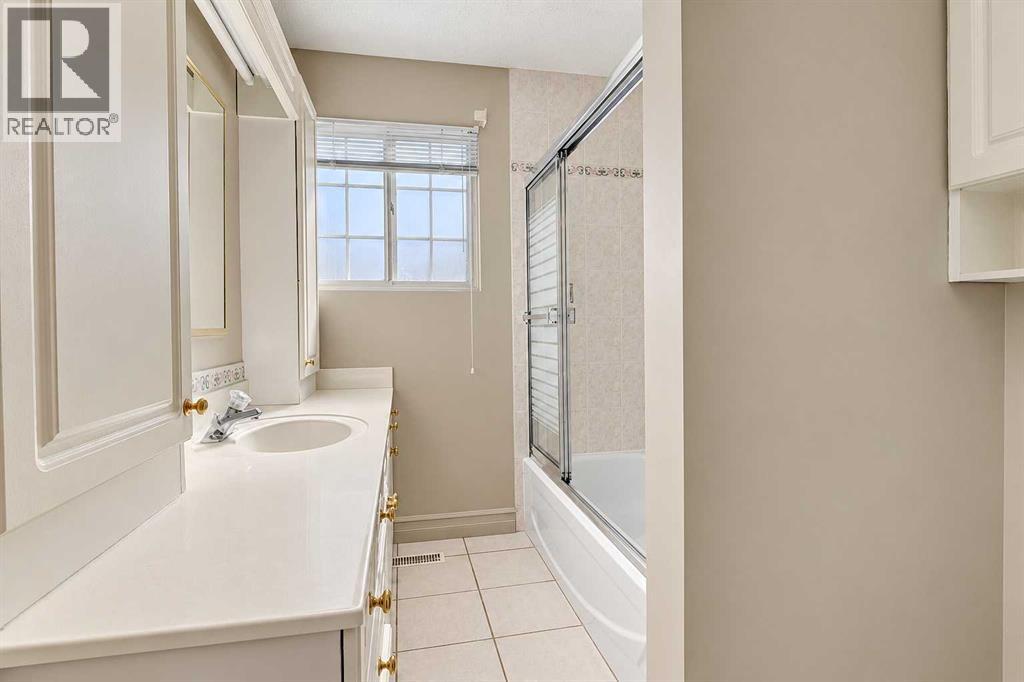 10023 86 Avenue photo 19