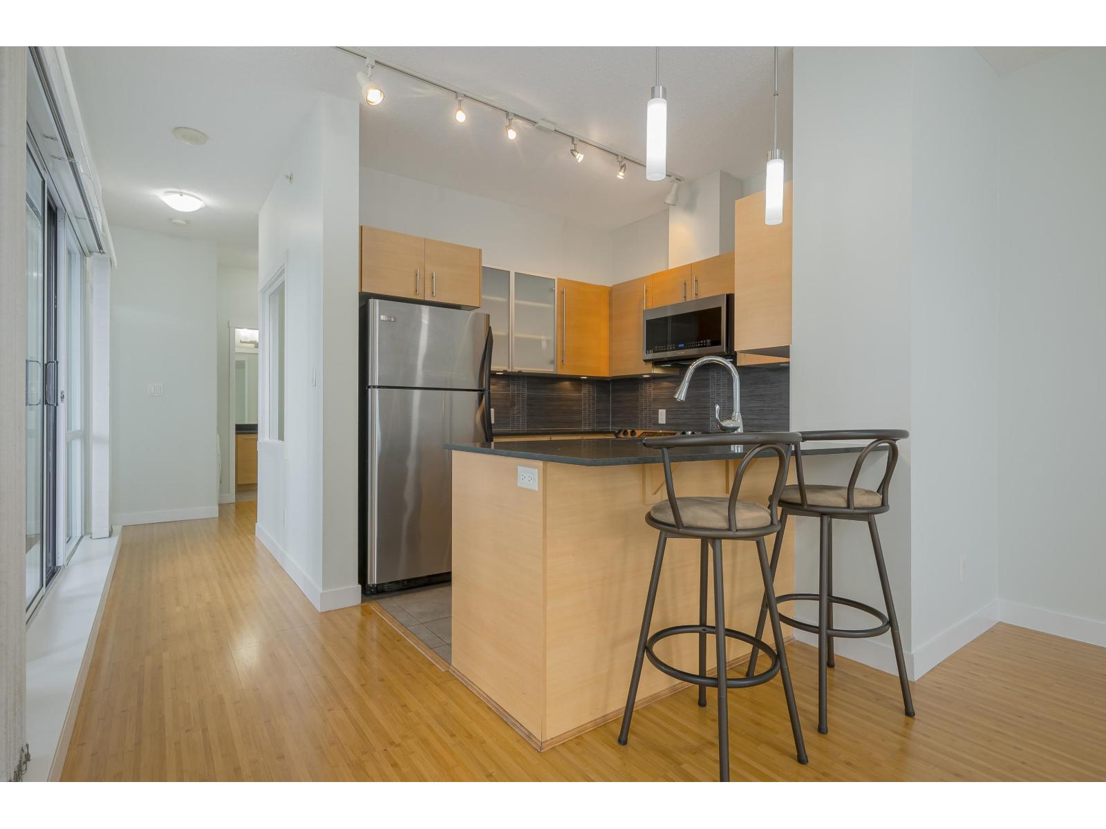 404 13399 104 Avenue, Surrey, British Columbia  V3T 0C9 - Photo 5 - R3165793