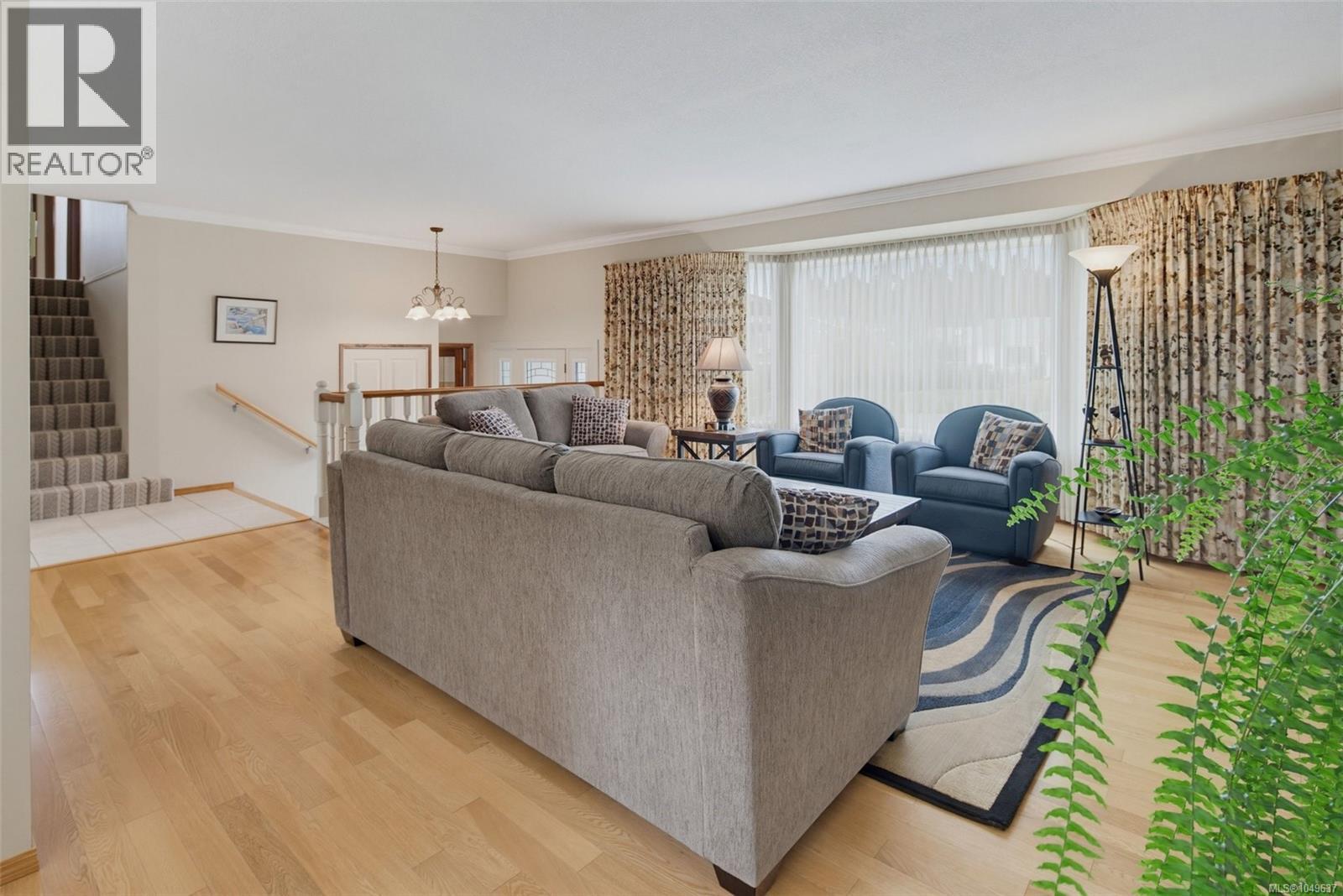 2056 Skyline Cres, Central Saanich, British Columbia  V8M 1M6 - Photo 13 - 1049637